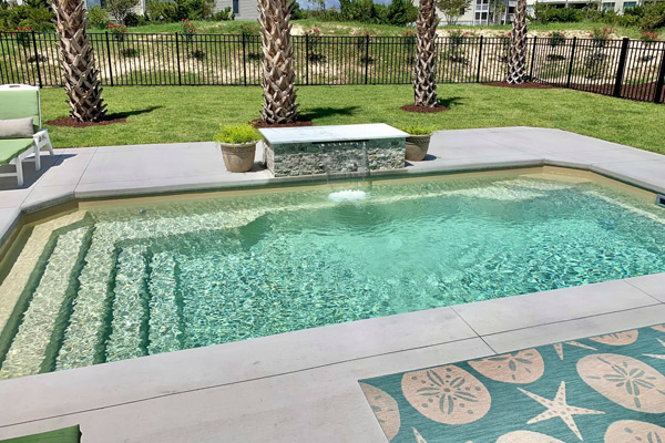 Grande fiberglass swimming pool Barrier Reef USA